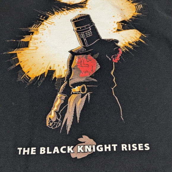 Monty Python Black Knight "Tis But A Scratch" Tee Shirt Medium - Picture 2 of 8